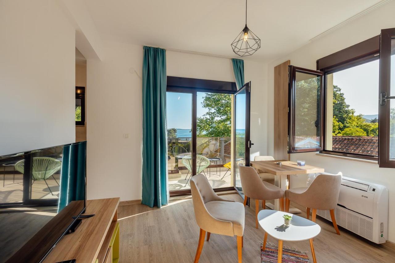 Green Valley Apartments Herceg Novi Buitenkant foto
