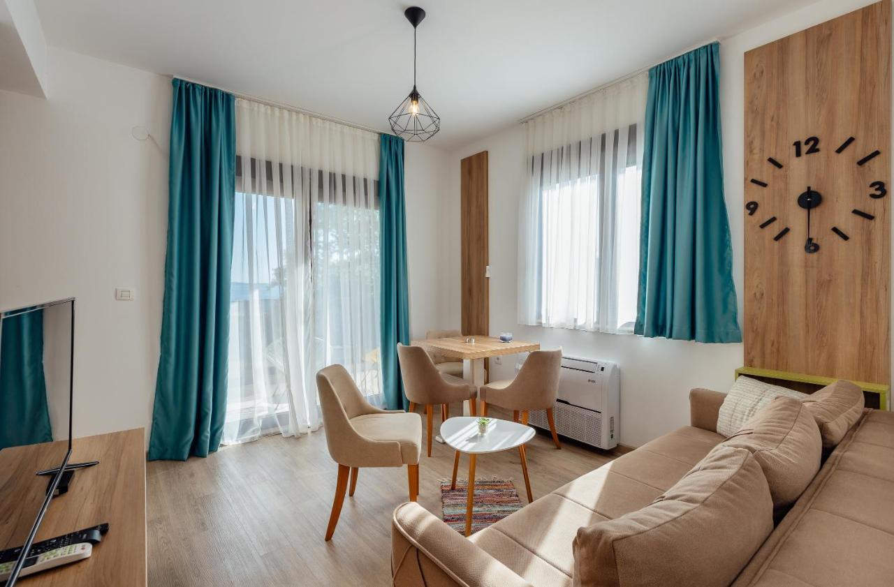 Green Valley Apartments Herceg Novi Buitenkant foto